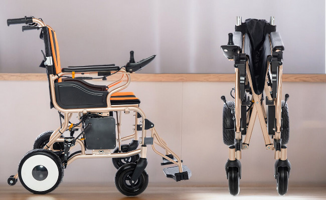 romer-112-lityum-hafif-akulu-tekerlekli-sandalye-4-Photoroom.jpg