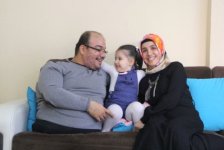 yasamaktan-yilmadi-basari-merdivenlerini-tek-9182333_677_m.jpg